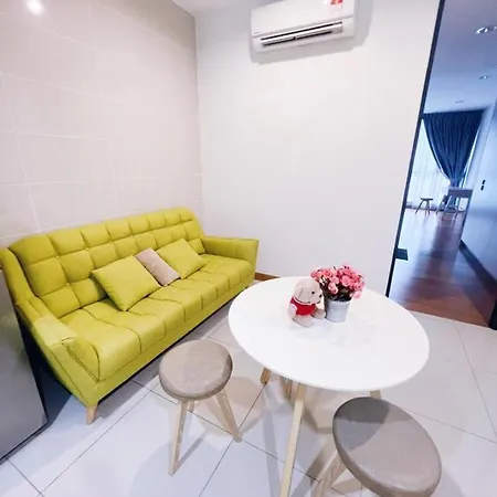 Connected Train 1 Bedroom Above Mall-16 Kuala Lumpur Exterior photo