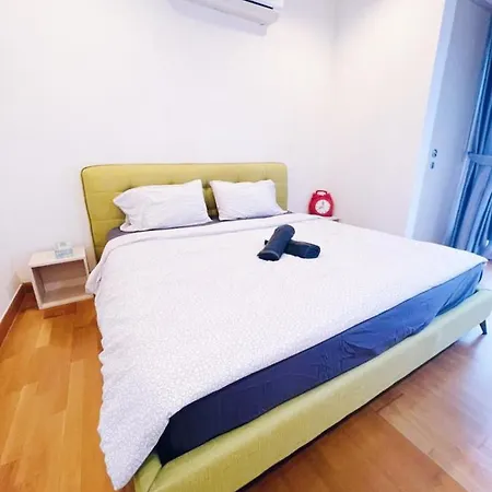 Connected Train 1 Bedroom Above Mall-16 Kuala Lumpur Exterior photo